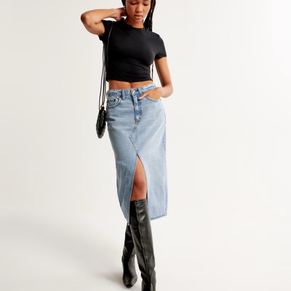 Abercrombie & Fitch Light Wash Denim Midi Skirt